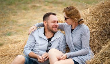 woman comforting anxious boyfriend